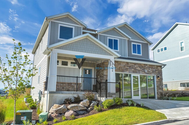 Building Photo - 2304 E Snowy Peak Dr