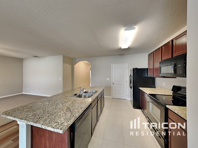 Building Photo - 3743 Bramblewood Loop