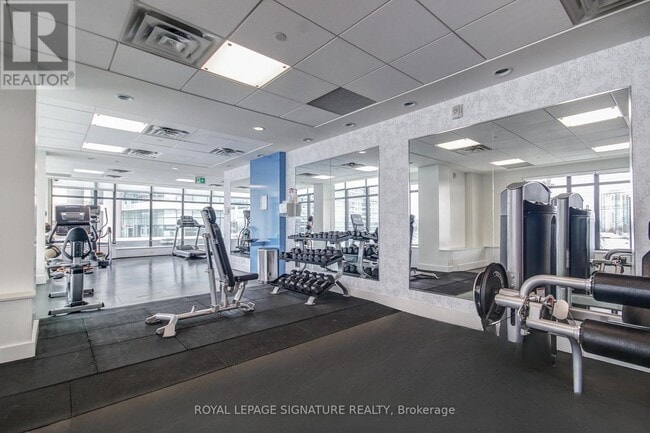 Building Photo - 2550-2550 Eglinton Ave W