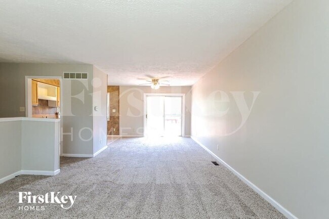 Foto del edificio - 4639 Thornleigh Dr