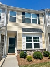 Building Photo - 111 Summerland Dr