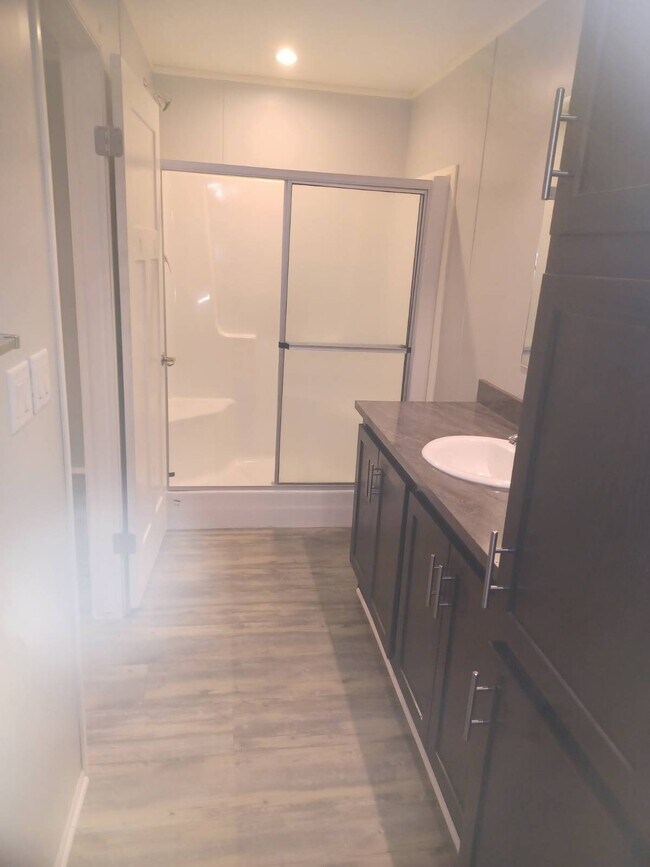 Foto del edificio - 1214 Roseport Rd