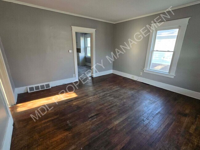 Foto del edificio - 2 Bed / 1 Bath House in Saginaw