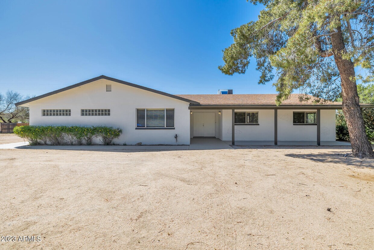 6711 E Carefree Hwy, Cave Creek, AZ 85331 House Rental in Cave Creek