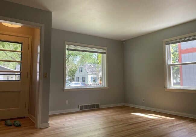 Foto del edificio - 2925 Stevens St
