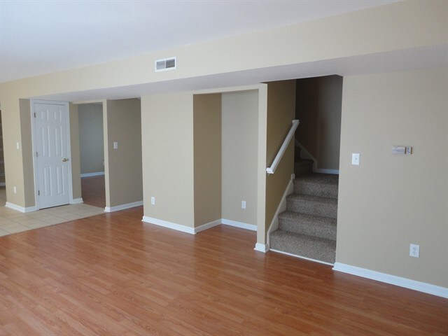 Building Photo - 1101 Chateaugay Court
