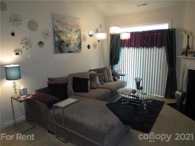 Foto del edificio - 10930 Cripple Creek Ln