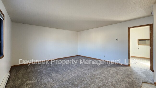 Foto del edificio - 1315 34th St Cir S