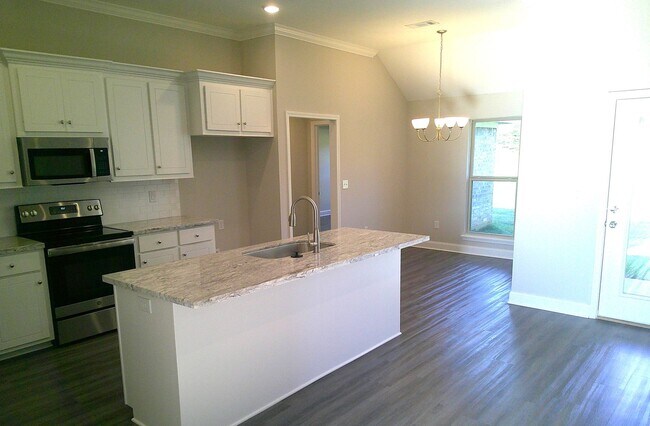 Building Photo - JUST REDUCED!! PLUS..***Move in Special..1...