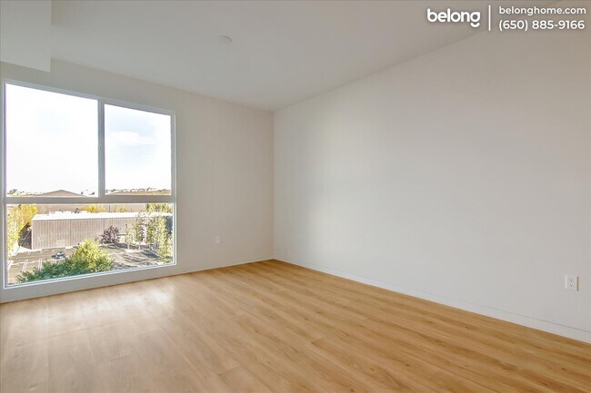 Building Photo - 12655 Bluff Creek Dr