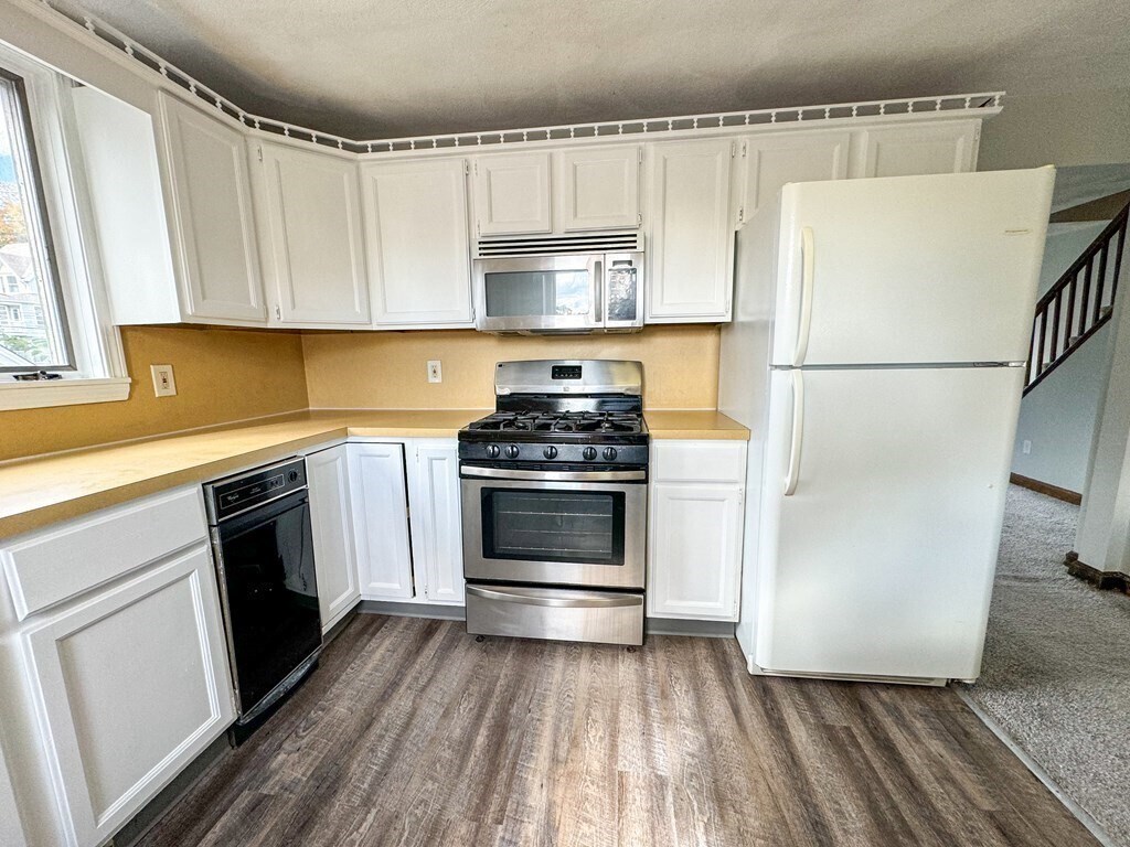 26 Otis St Unit 2, Wakefield, MA 01880 Room for Rent in Wakefield, MA