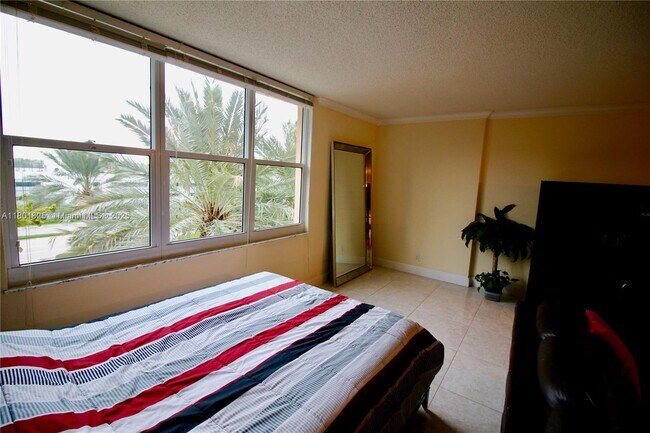 Foto del edificio - 2501 S Ocean Dr