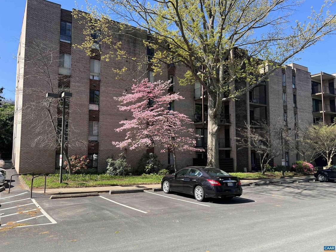 Primary Photo - 511 1st St