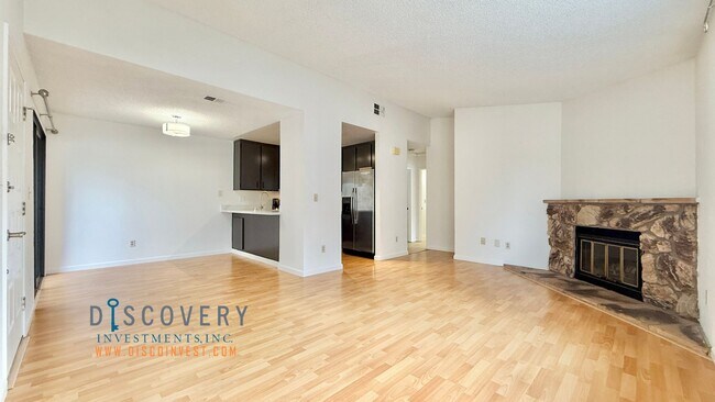 Foto del edificio - Spacious One Bedroom Condominium at Judro Manor