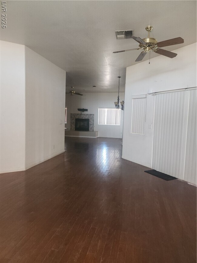 Building Photo - 564 Ridgeway Rd