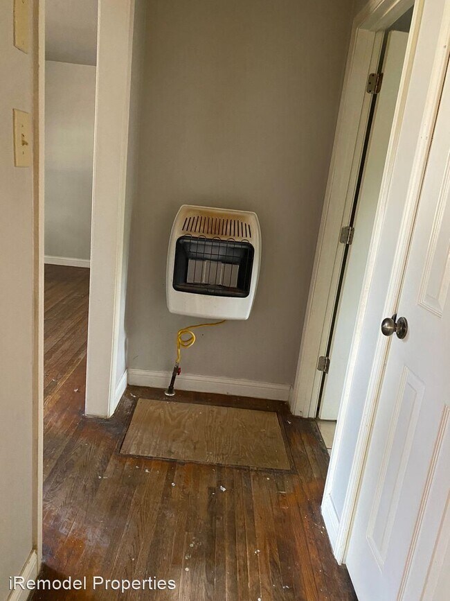 Building Photo - 2 br, 1 bath House - 904 West 33rd Street