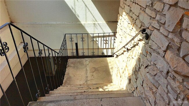 Foto del edificio - 1418 Beech Ave