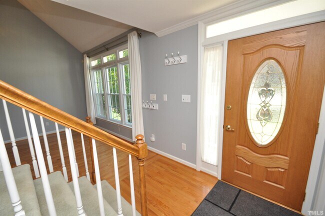 Building Photo - 109 Waterfall Ct