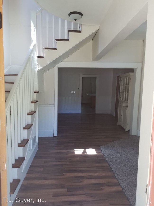 Building Photo - 3 br, 1 bath House - 1744 Little Hanaford Rd