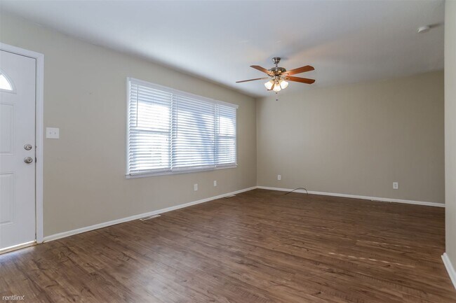 Foto del edificio - 3 br, 2 bath House - 8418 E 92nd Pl