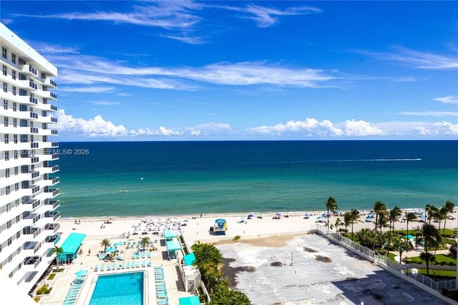 Building Photo - 3725 S Ocean Dr
