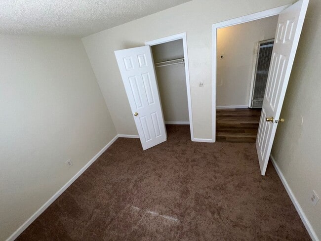 Foto del edificio - Adelanto Family Neighborhood! $2,100 3 Bedroom, 2 Bath Single Family Home for Rent
