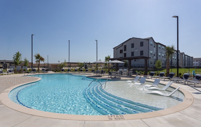 Prose Decker Lake apartments — community photo - Prose Decker Lake