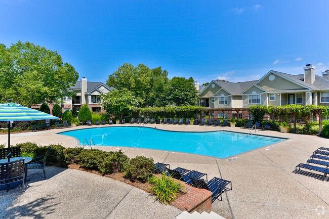 Pool - Providence Court