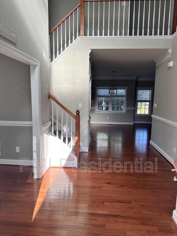 Building Photo - 2818 Bayfront Way