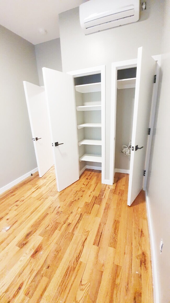 Building Photo - 1230 College Ave