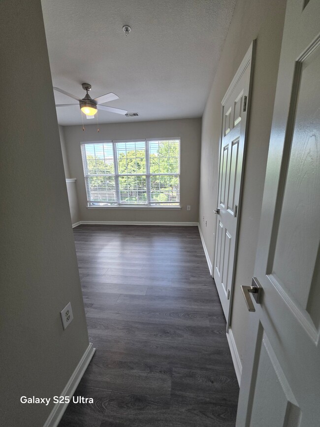 Building Photo - 13309 Glen Echo Cir