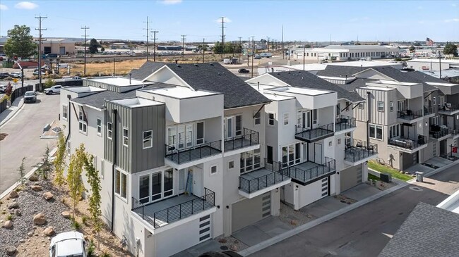 Foto del edificio - 1277 E Echelon Rdg Ln