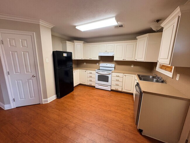 Foto del edificio - 4418 Monticello St