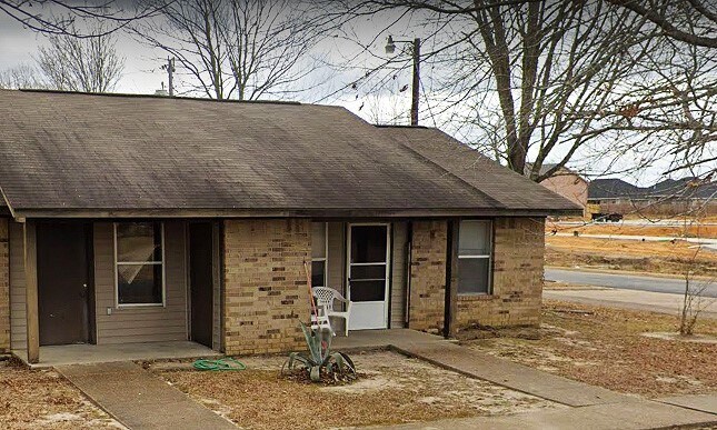 Foto del edificio - 1925 Community Action Dr