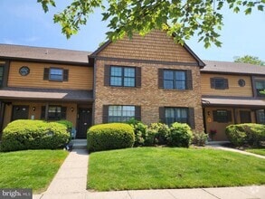 Building Photo - 30 Adele Ct