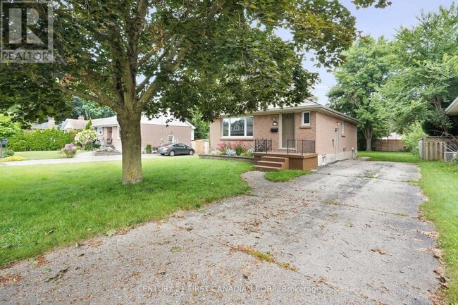 Building Photo - 638 Tennent Ave