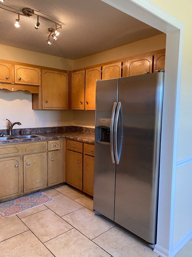 Foto del edificio - 15 Patricia Ln