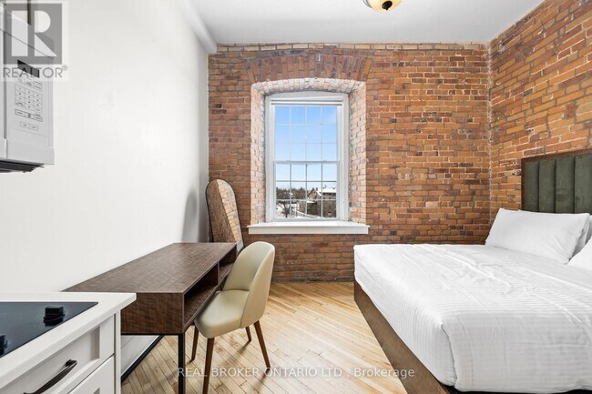 Photo du bâtiment - 150 Mill St