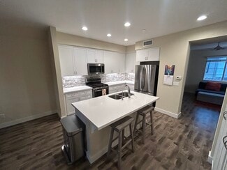 Building Photo - 3211 Fennel Ln