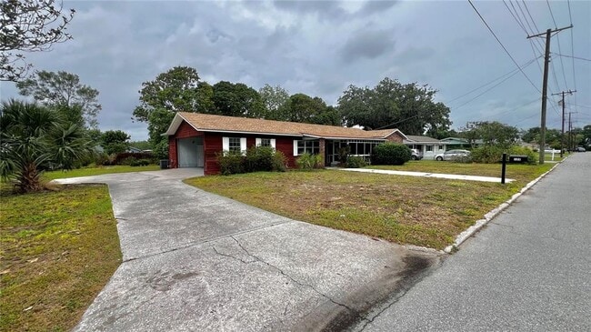 Building Photo - 122 Palm Ave