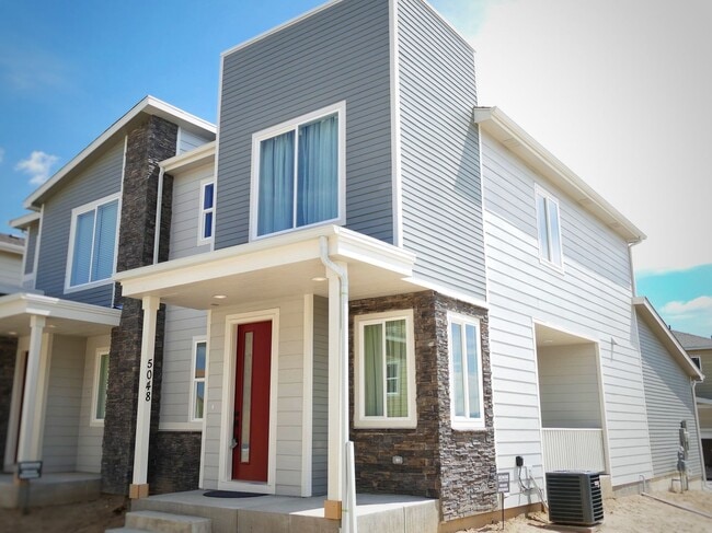 3 Bedroom, 2.5 Bathroom with two car garage - Available 2/5/2025 - 3 Bedroom, 2.5 Bathroom with two car garage - Available 2/5/2025 House