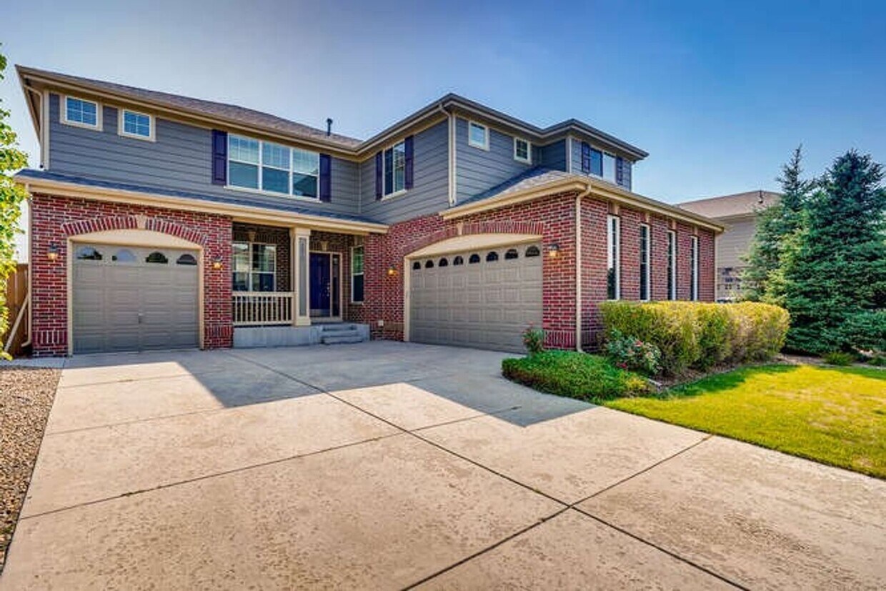 Primary Photo - Spacious 5 Bedroom Home In Tollgate Crossi...