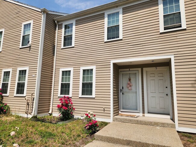 Building Photo - 129 Lowell St