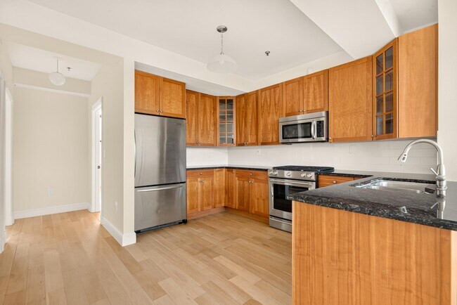 Building Photo - 300 Communipaw Ave