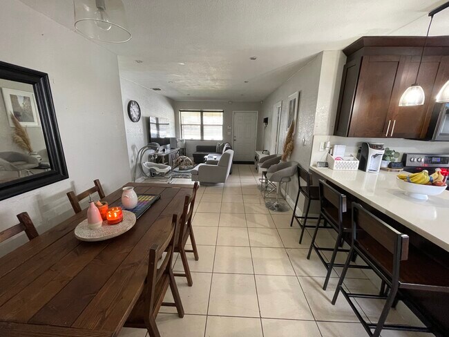 Foto del edificio - 2265 SW 75th Ave