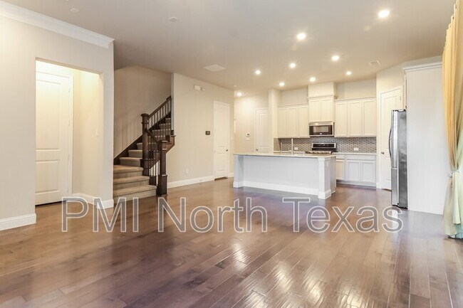 Foto del edificio - 1005 Kennedy Dr