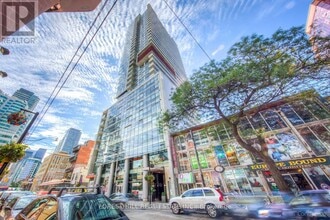 Building Photo - 375 King St W