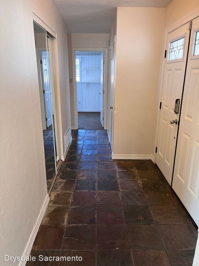 Building Photo - 3 br, 2 bath House - 6047 Springhaven Circle