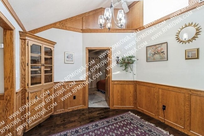 Foto del edificio - 3915 69th St