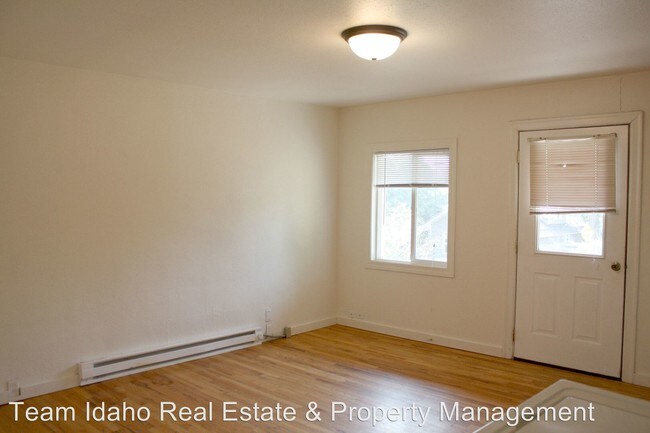 Foto del edificio - 940-940 W A St